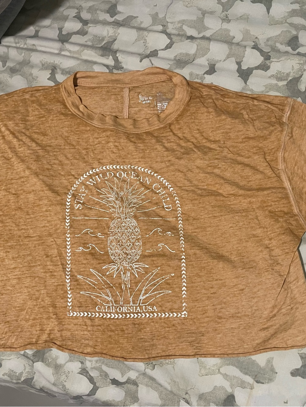 Pineapple Graphic Tee - Rust Brown